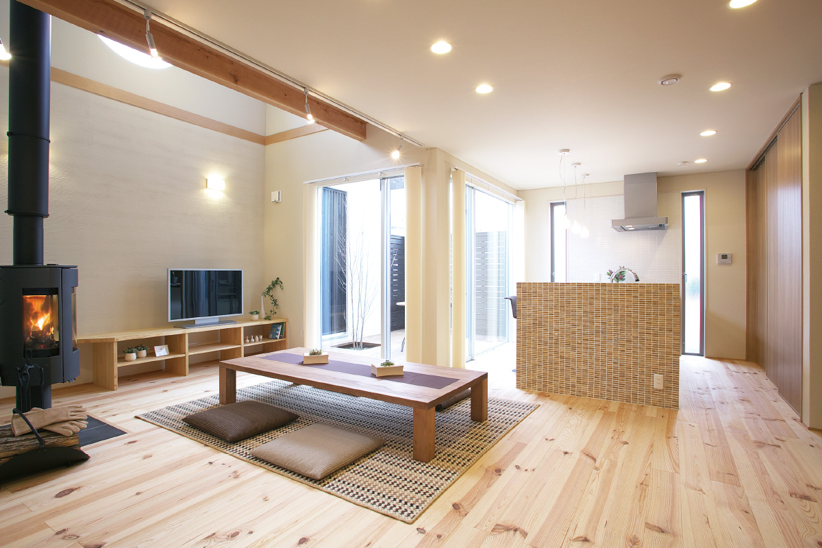 築14年オーナー様邸 内観